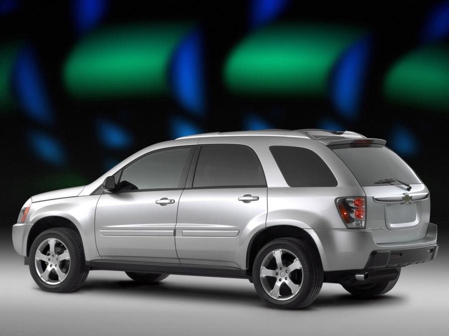  Chevrolet Equinox 2005 года  (фото 3 из 76)